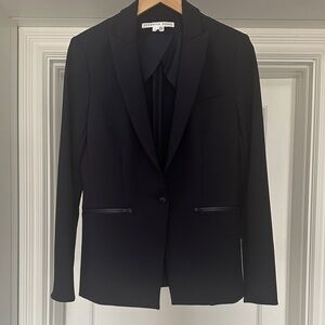 Veronica Beard Core Scuba Navy Blazer